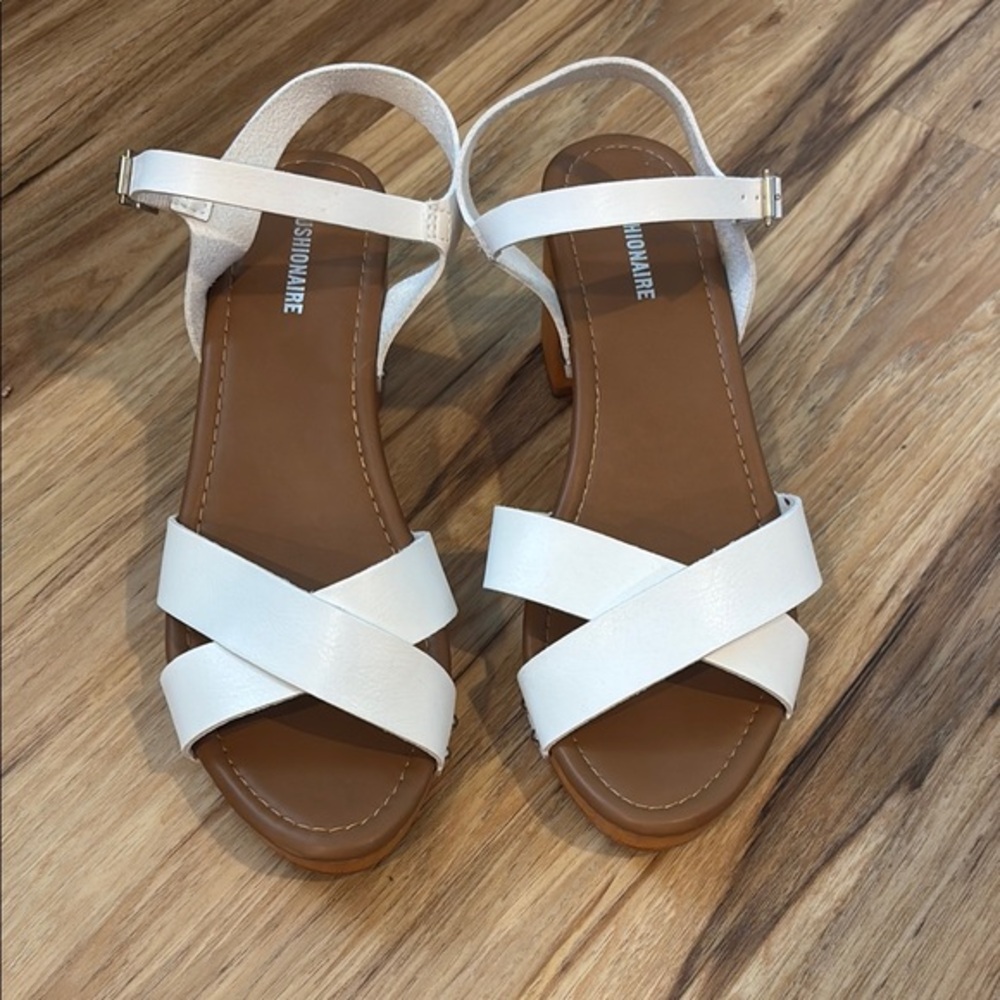 Cushionaire Sandals